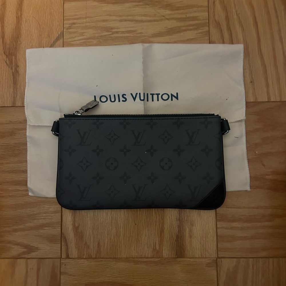 Louis Vuitton 3 piece cross body - Picture 5 of 10